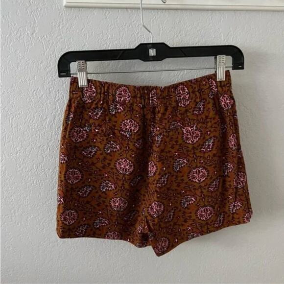 Madewell Drapey Pull-On Shorts in Warm Paisley - Picture 8 of 8